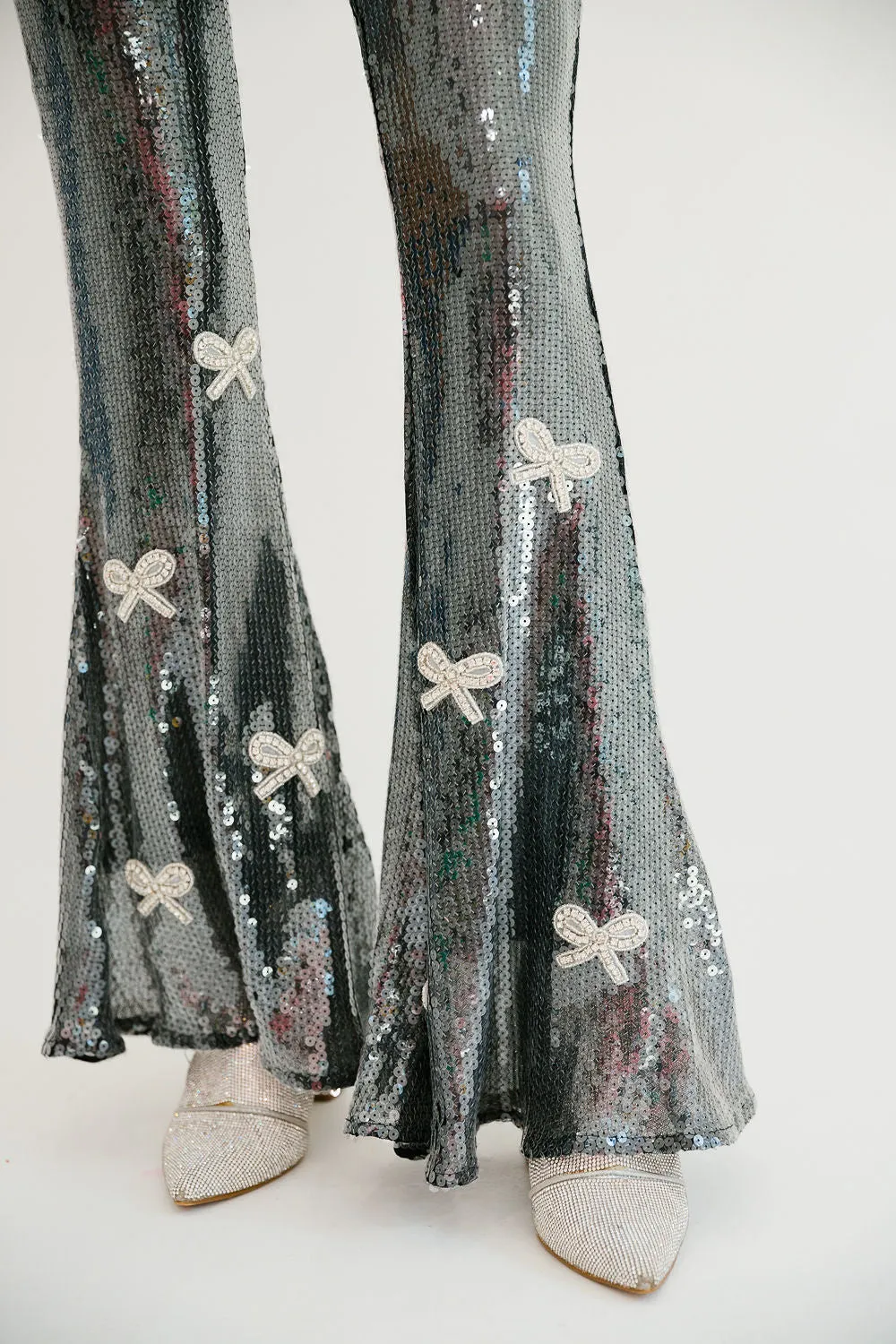 BOW SEASON SEQUIN FLARES