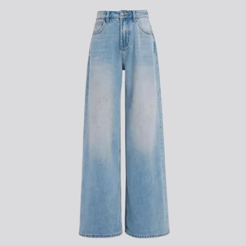 Mid-waist women's vintage jeans