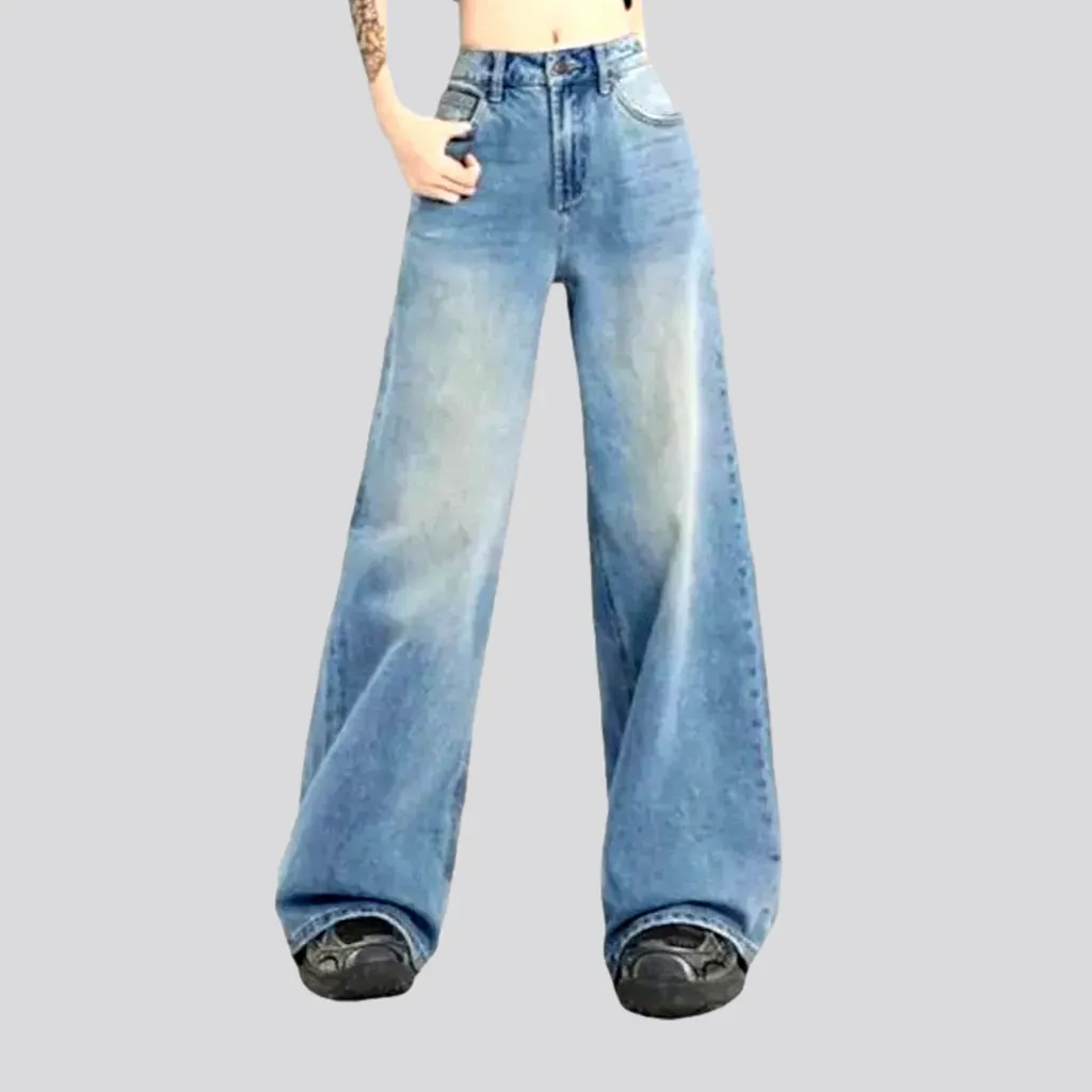 Mid-waist women's vintage jeans