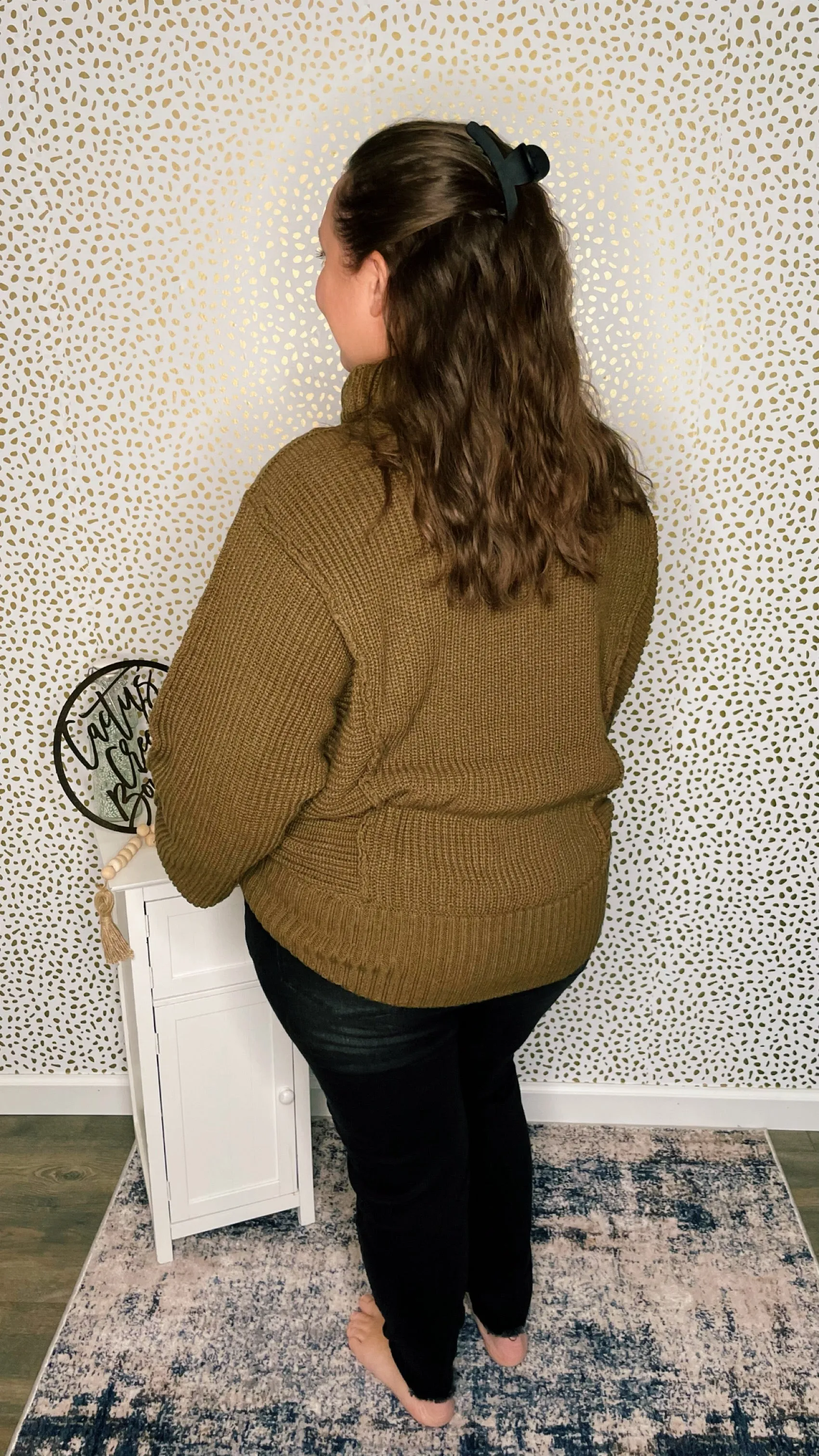 Oversized Turtle Neck Sweater Olive