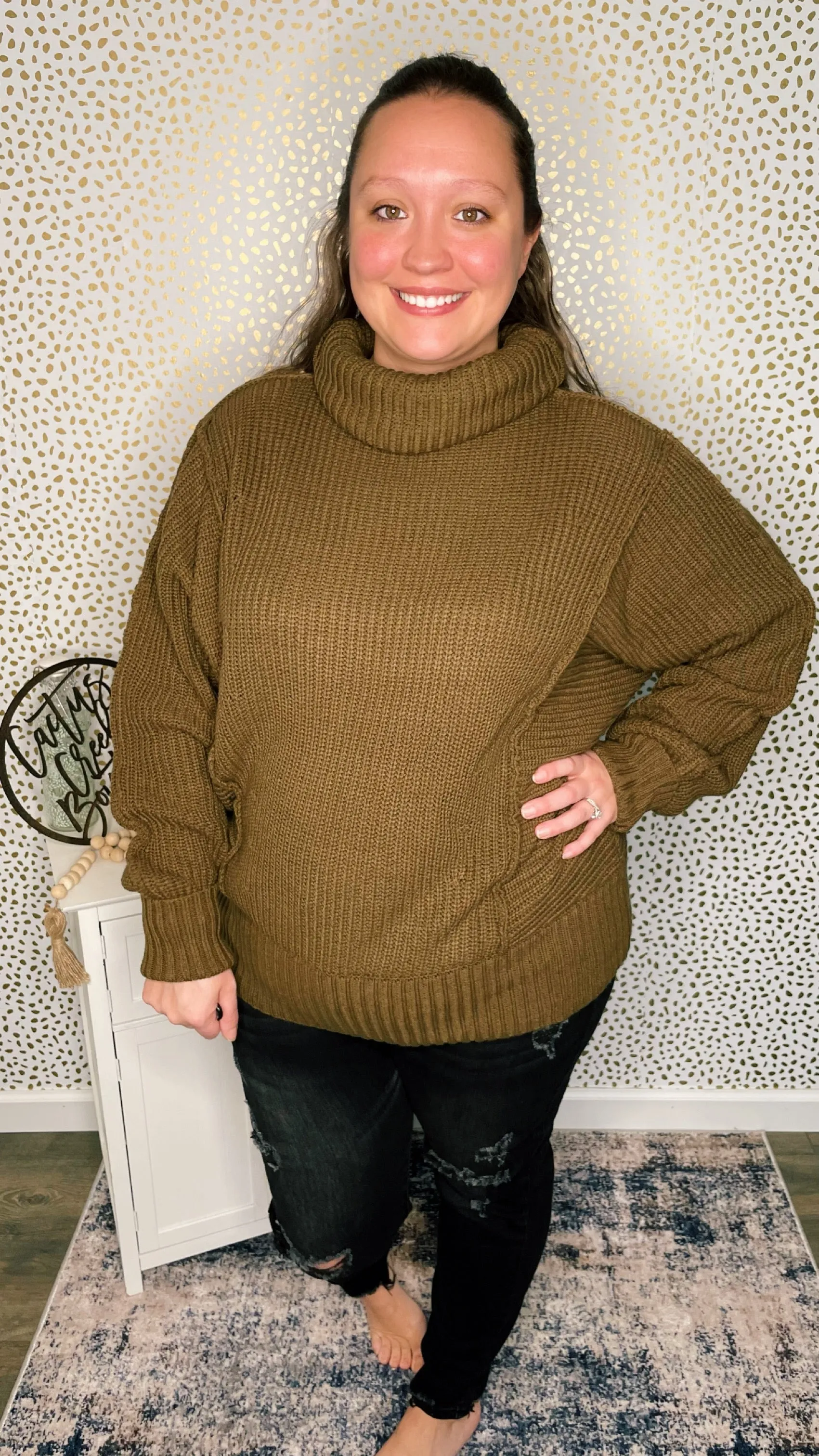 Oversized Turtle Neck Sweater Olive