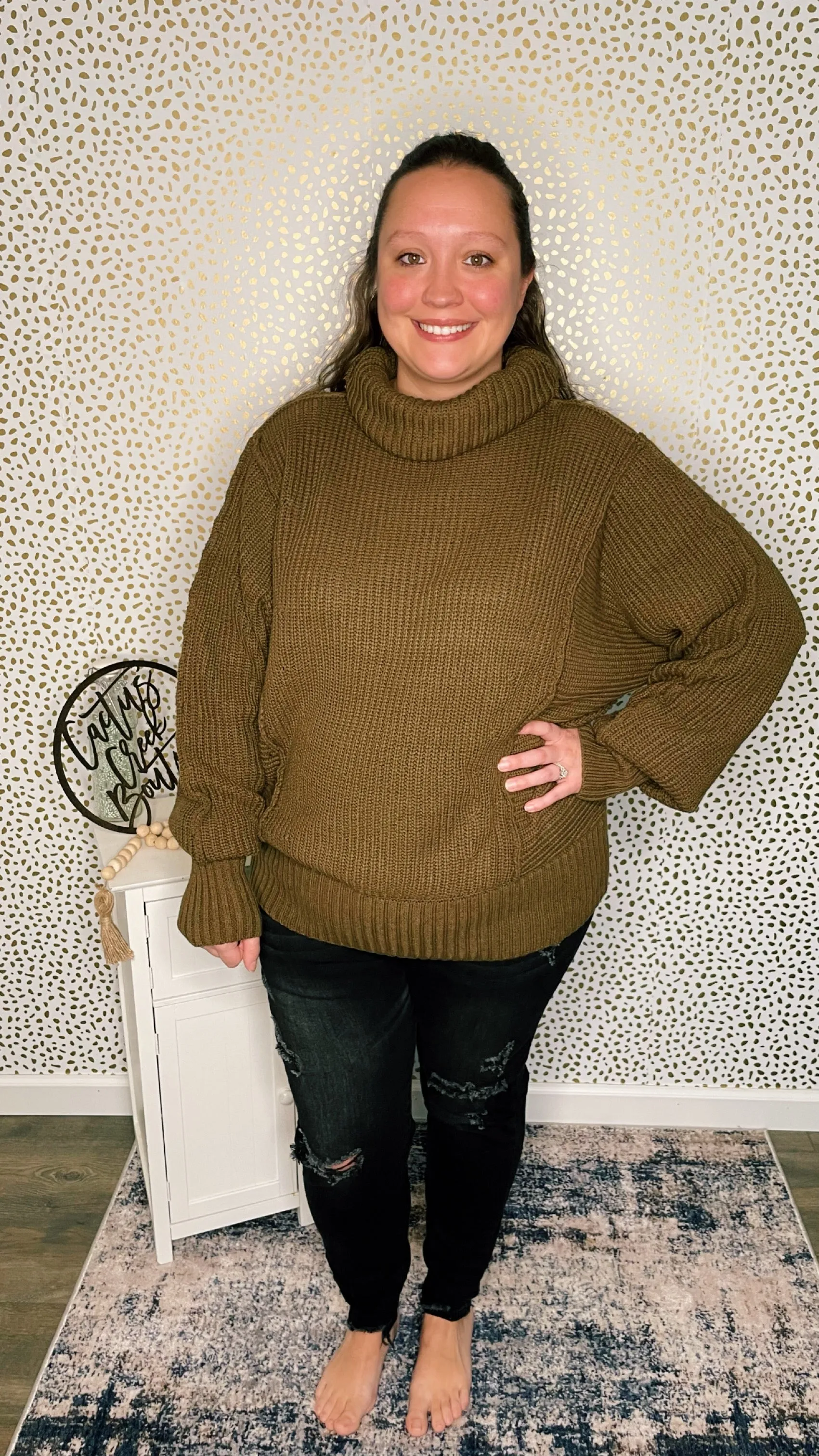 Oversized Turtle Neck Sweater Olive