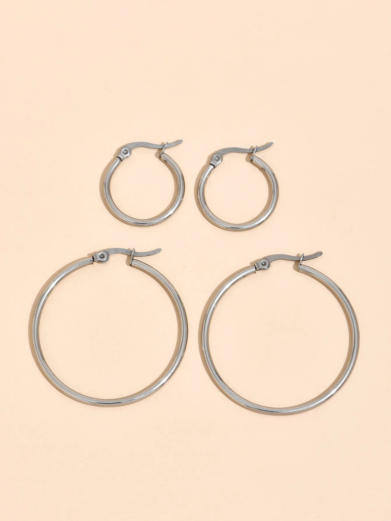 Simple And Fashionable Pure Color Metal Irregular Earrings