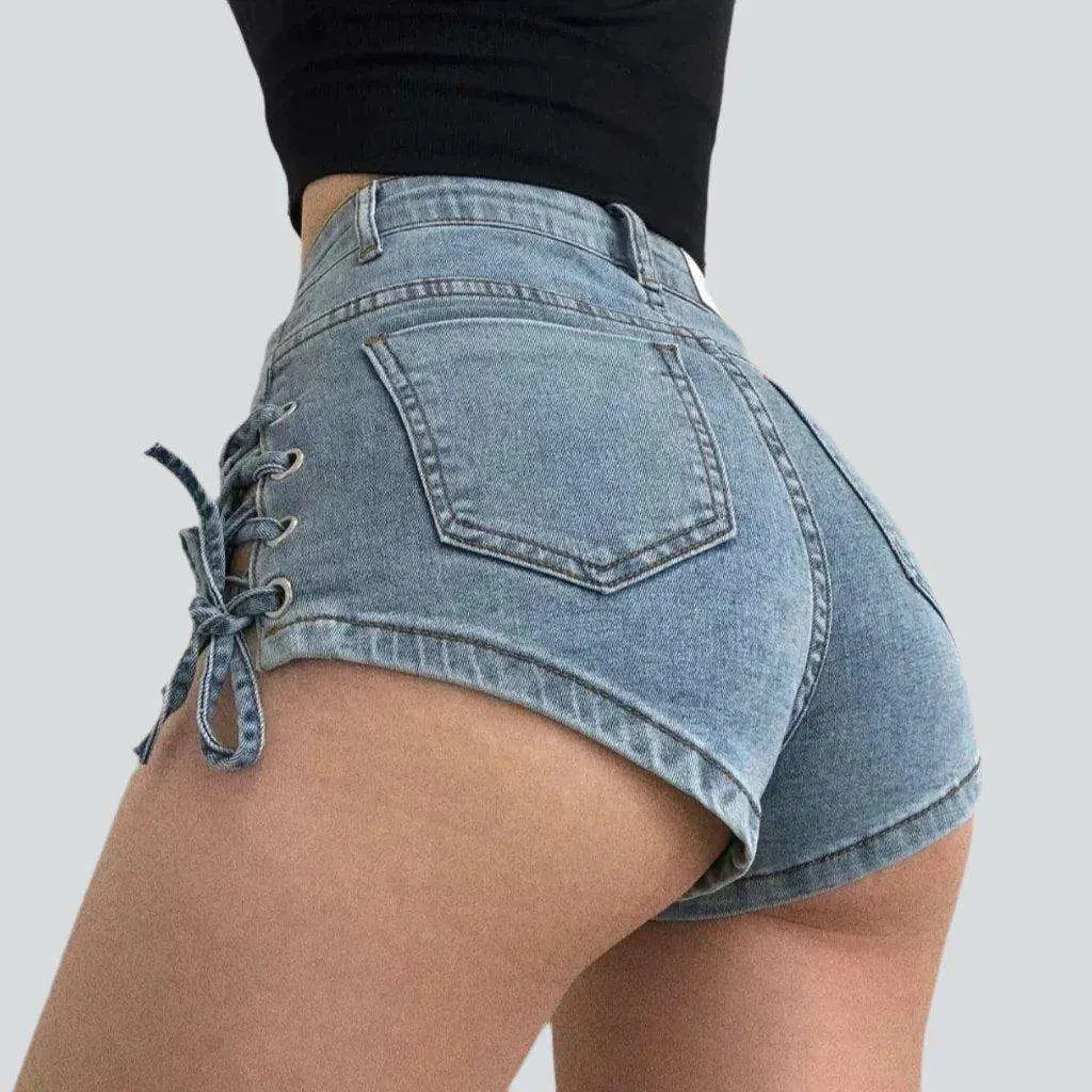 Skinny shorts with side drawstrings