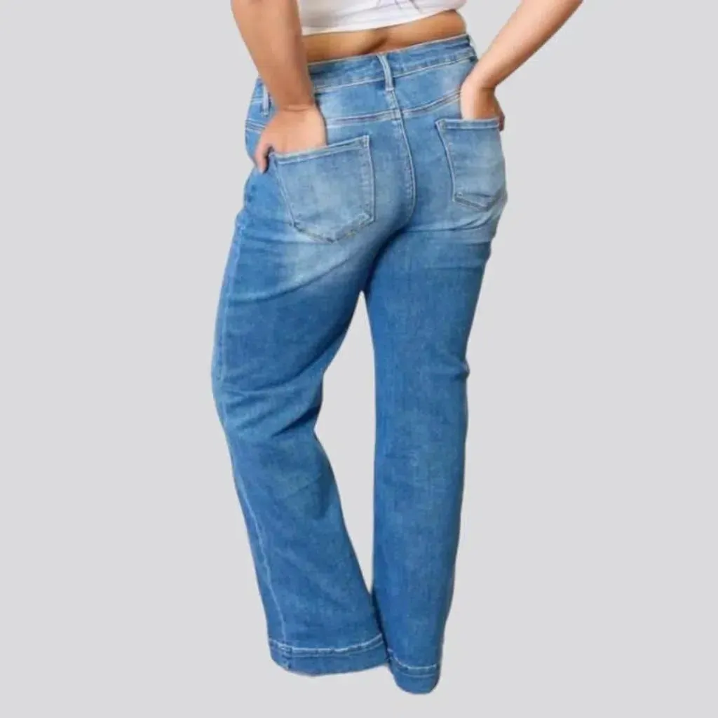 Women's plus-size jeans